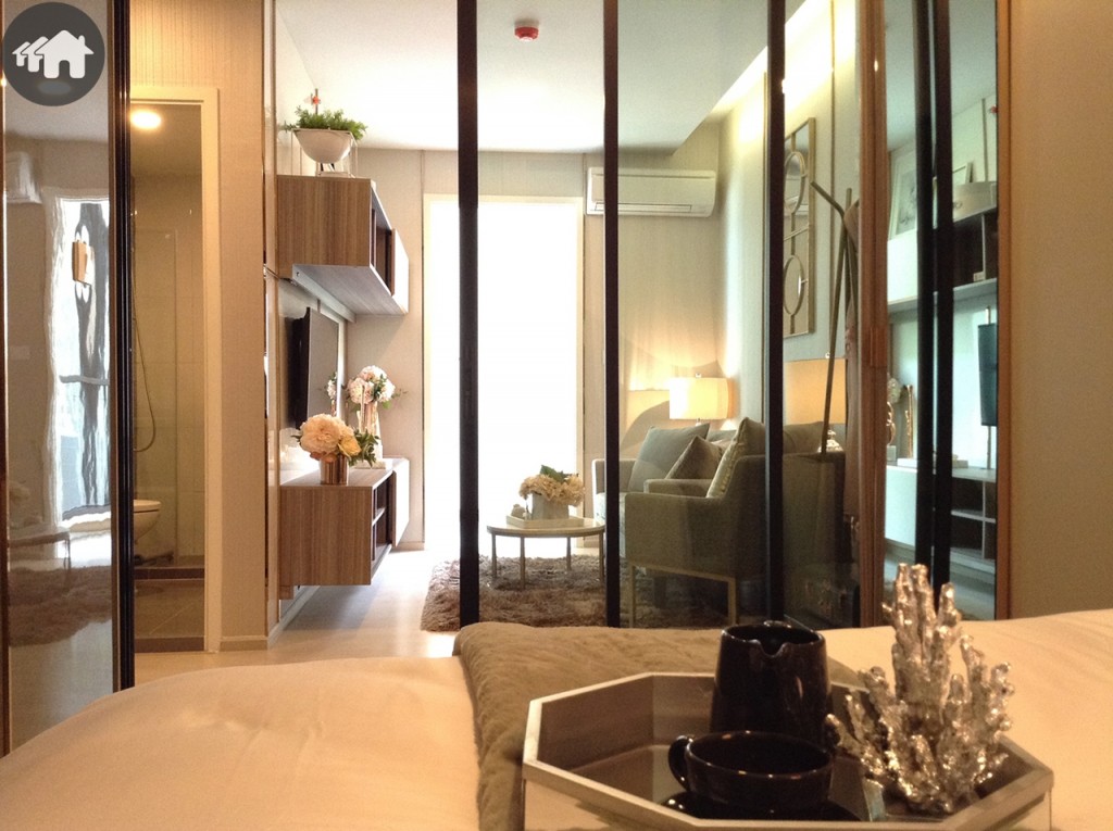 มุมมองจากห้องนอนไปด้านนอก