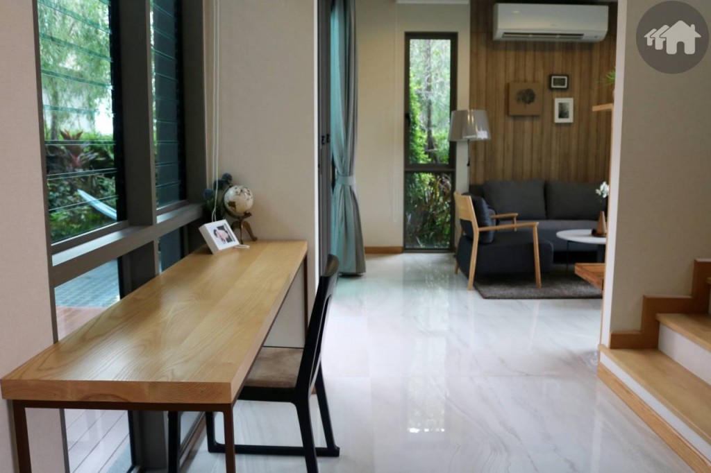 Corridor ภายในบ้านยูนิต The Flow ของโครงการ วารีโอ สุวรรรภูมิ Vario Suvarnabhumi