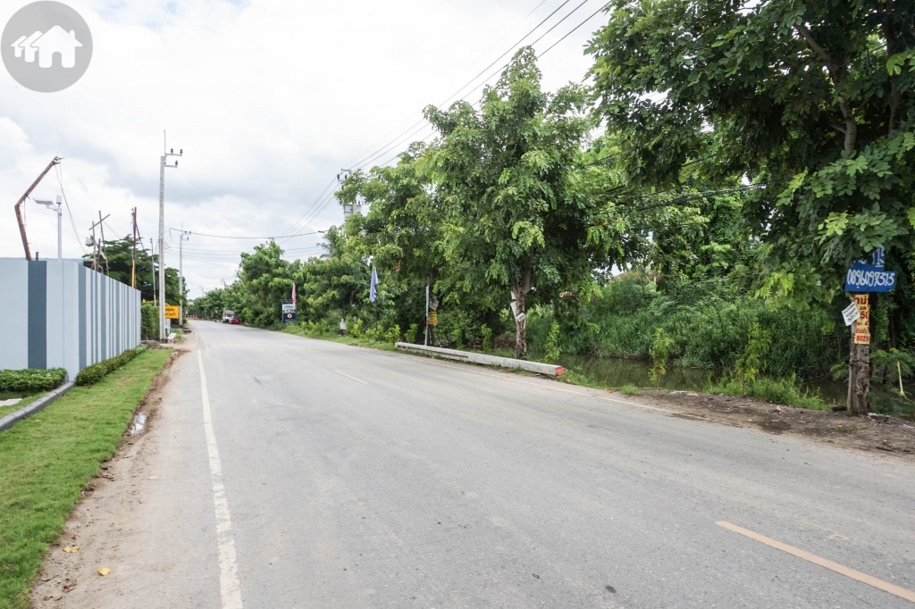 Baan Lumpini Townville Lat Pladuk  Bangpai Station Direction2 DSC05219-002