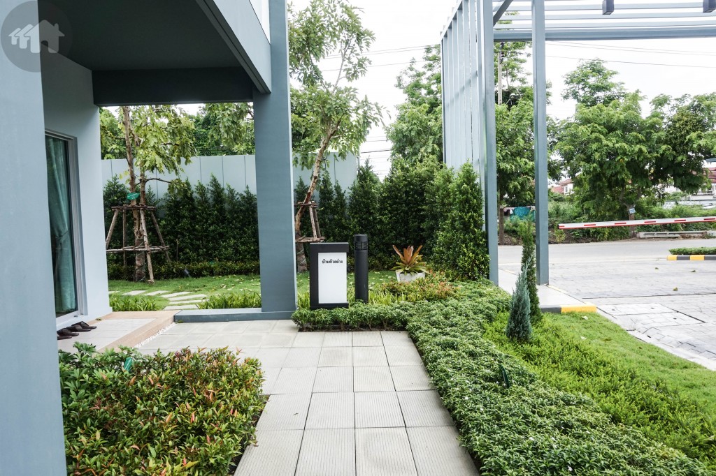 Baan Lumpini Townville Lat Pladuk  Bangpai Station Ex HomeDSC05231-004