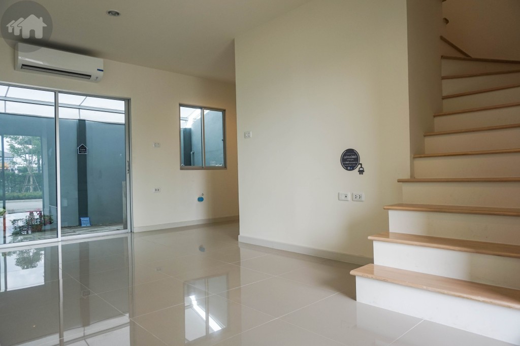 Baan Lumpini Townville Lat Pladuk  Bangpai Station Tr HomeDSC05305-006