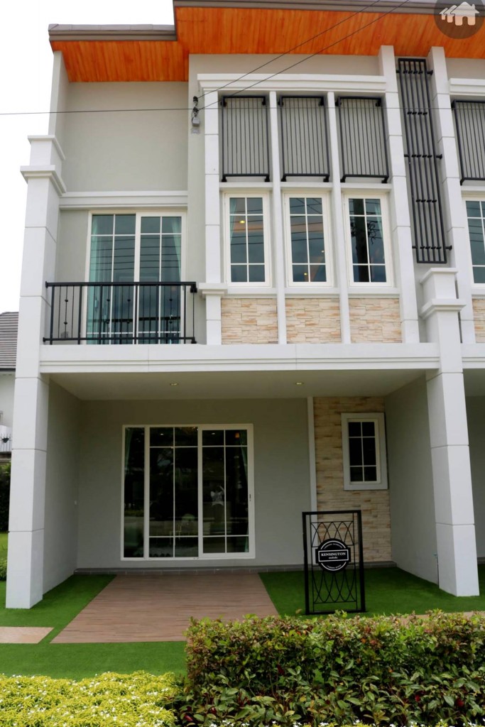 Golden Town Bangna Suanluang 