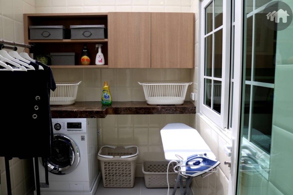 พื้นที่ด้านหลังบ้านของโครงการ โกลเด้น ทาวน์ บางนา – สวนหลวง Golden Town Bangna Suanluang