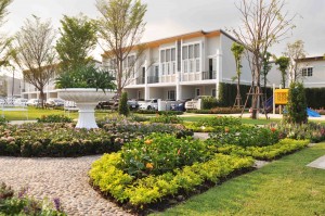  - รีวิวโครงการ: โกลเด้น ทาวน์ บางนา – สวนหลวง (Golden Town Bangna - Suanluang)