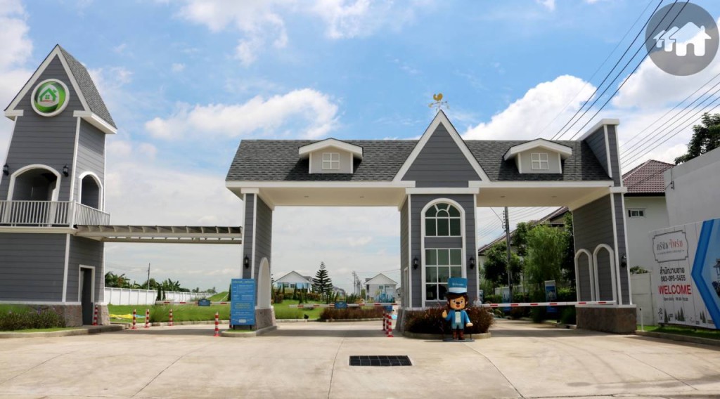 ทางเข้าโครงการ กรีนิช ไพร์ม ทางด่วนรามอินทรา-หทัยราษฎร์ Greenwich Prime Express Way Ramintra Hathairat