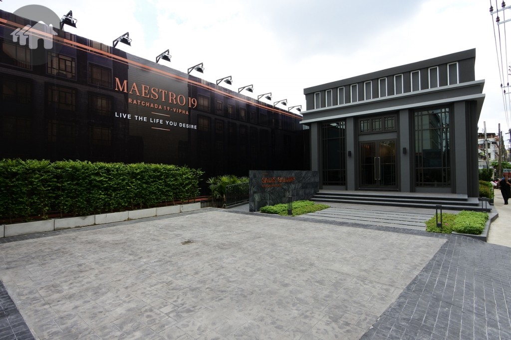 ผ่าน ซ.วิภาวดีรังสิต 16/18 เล็กน้อย ก็ถึงโครงการ MAESTRO 19 รัชดา19-วิภา
