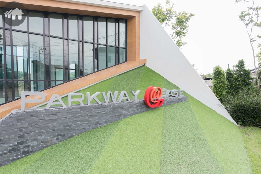 Parkway@Ease_002ee