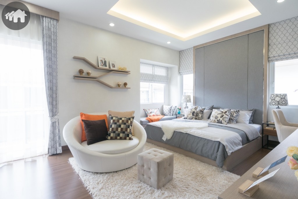 ห้องนอนใหญ่ขนาดกว้างขวาง วางเตียงขนาด King size ได้สบาย 