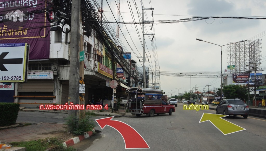 เลี้ยวซ้ายเข้า ถ.พระองค์เจ้าสาย คลอง 4