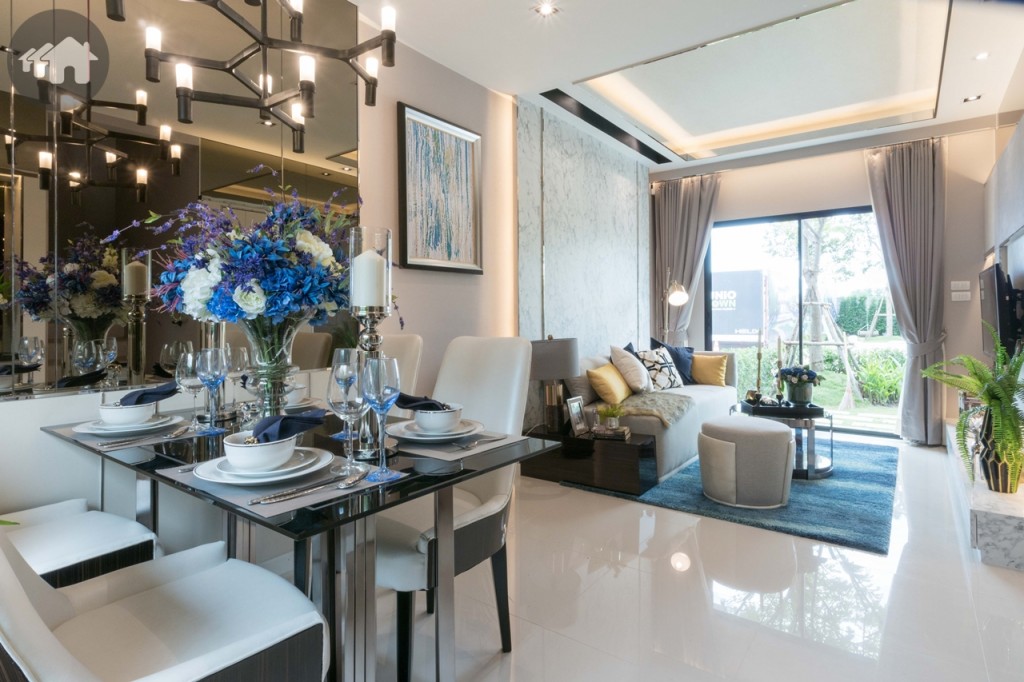 มุมมองจากโซน Dinning มองไปทางหน้าบ้าน