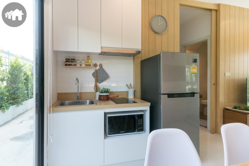 อีกด้านเป็นมุมสำหรับเตรียมอาหาร