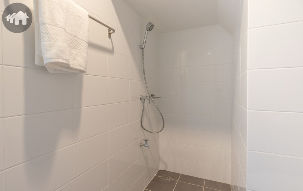 แยกพื้นที่อาบน้ำเป็นสัดส่วน