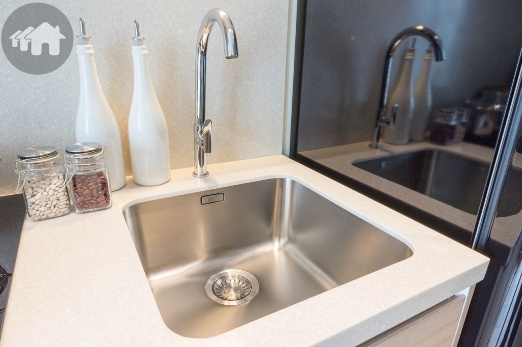 อ่างล้างจานของ Franke หรือเทียบเท่า