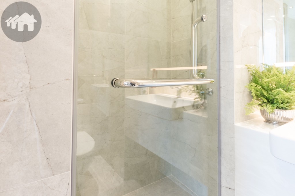 พื้นที่อาบน้ำขนาดใหญ่