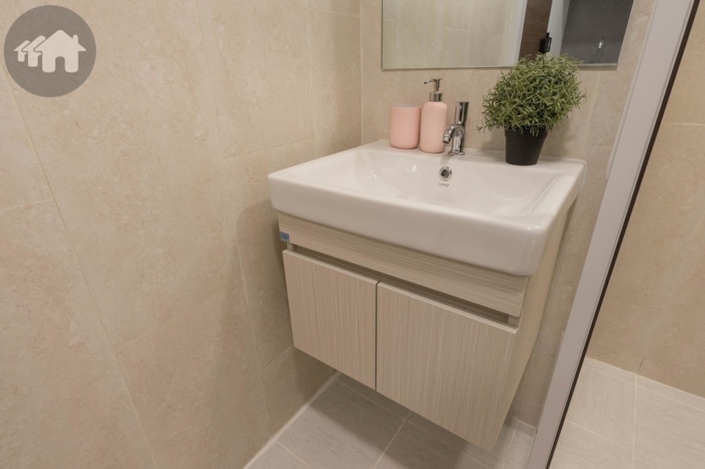 อ่างล้างหน้าของ Cotto พร้อมตู้เก็บของด้านล่าง