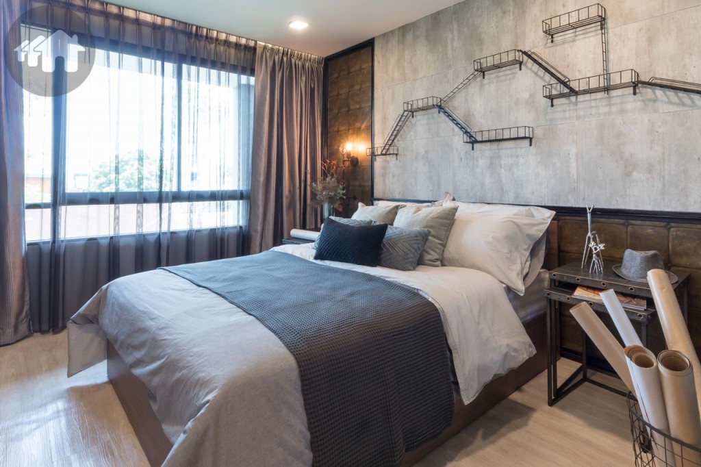 มาต่อกันที่ห้องนอนขนาดใหญ่ มาพร้อมกับฐานเตียงขนาด 5 ฟุต