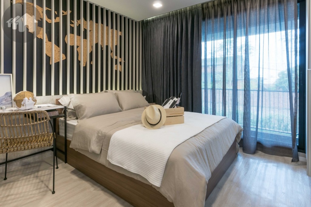 มาต่อกันที่ห้องนอนใหญ่ มาพร้อมฐานเตียงขนาด 5 ฟุต