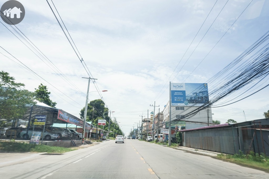 Golden Town Sriracha Assumption Location13 DSC05774