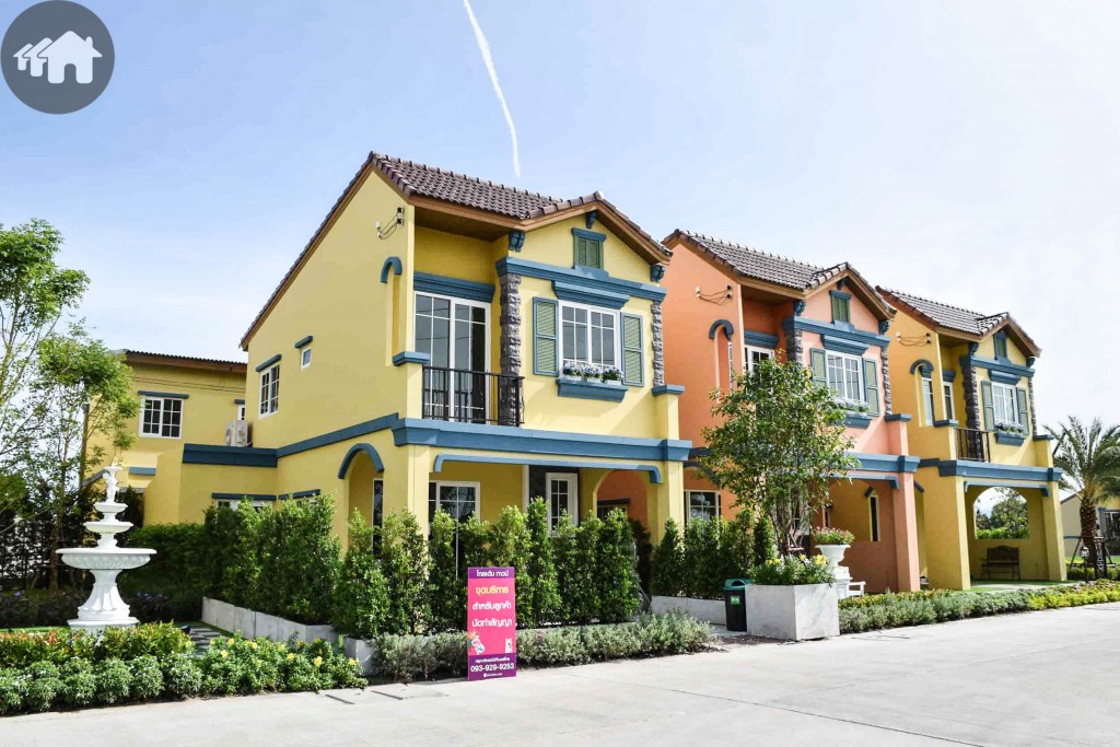 Golden Town Sriracha Assumption Project6 20170702131706