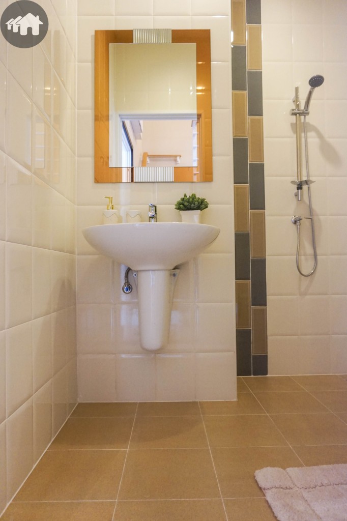 Golden Town Sriracha Assumption Verona34 DSC06010