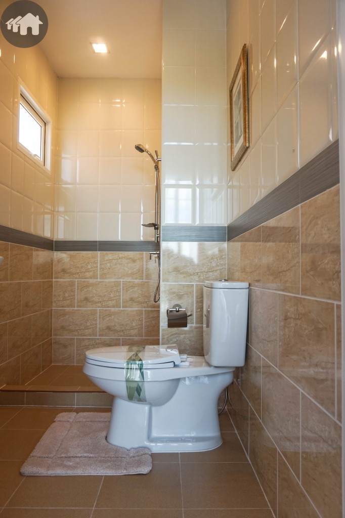 Golden Town Sriracha Assumption Verona43 DSC06021