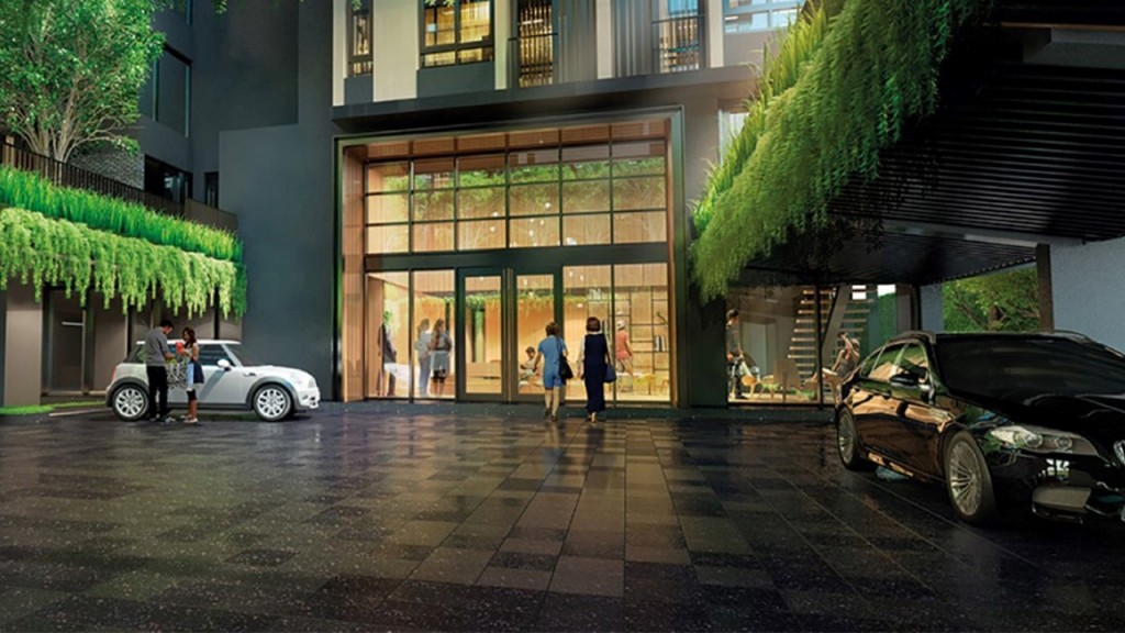 จุดจอดรถรับ-ส่งอยู่บริเวณกลางโครงการ พร้อมประตูเชื่อมต่อไปสู่ล็อบบี้