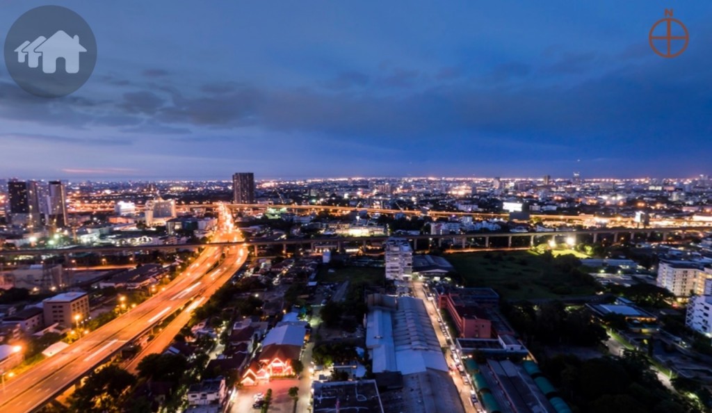 วิวทิศเหนือจากชั้นที่ 29 หันไปทาง ถ.พัฒนาการ และ ถ.รามคำแหง