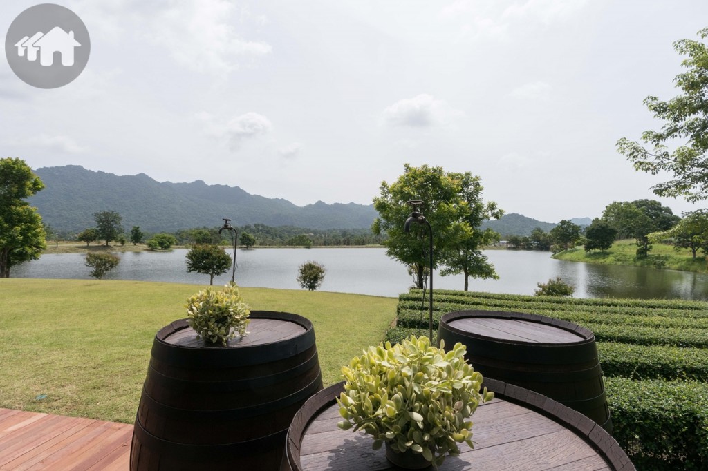 วิวบริเวณทะเลสาบที่ 2 ปัจจุบันเป็น Sales Gallery แต่ปลายปี 2560 จะก่อสร้างเป็นร้านกาแฟ ผลิตภัณฑ์จากพีบีวัลเล่ย์