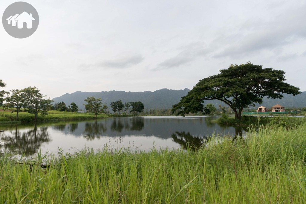 วิวบริเวณทะเลสาบที่ 1 ของเฟส A