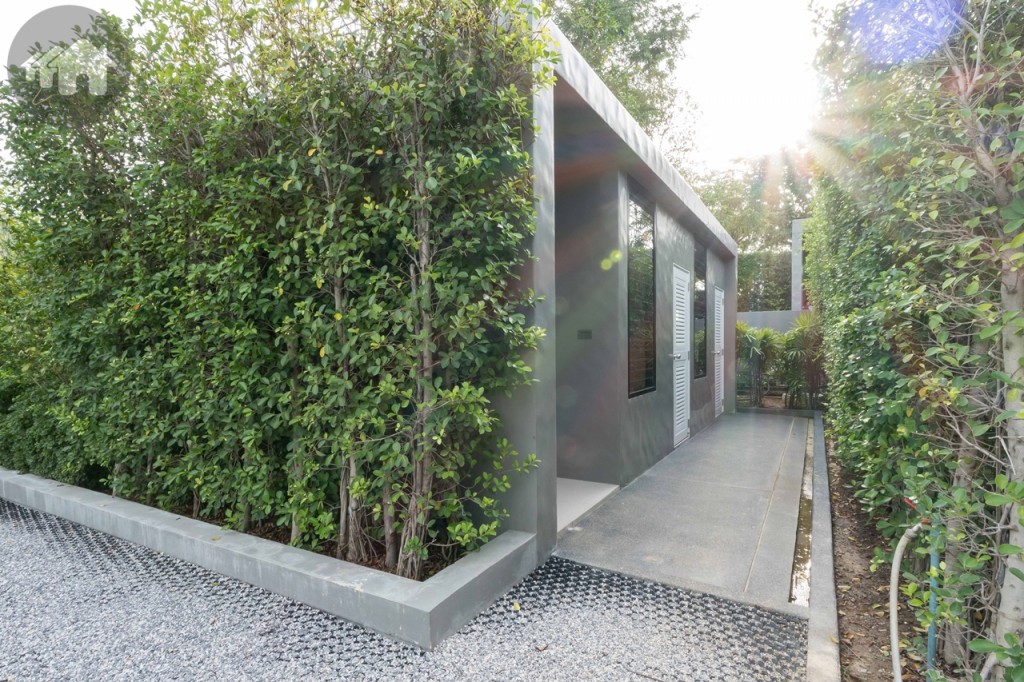 Pirom at Vineyard_027