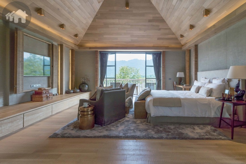 เปิดรับวิวทะเลสาบ และภูเขา ได้จากเตียงนอน