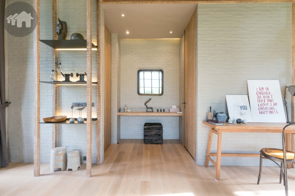 พื้นที่หน้าห้อง