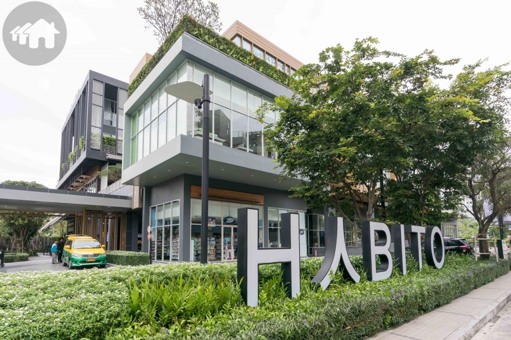 บริเวณปลายสะพานจะเป็นที่ตั้งของฮาบิโตะ ซึ่ง Sale Office ของโครงการคาวะ เฮาส์ จะอยู่บริเวณชั้นที่ 3