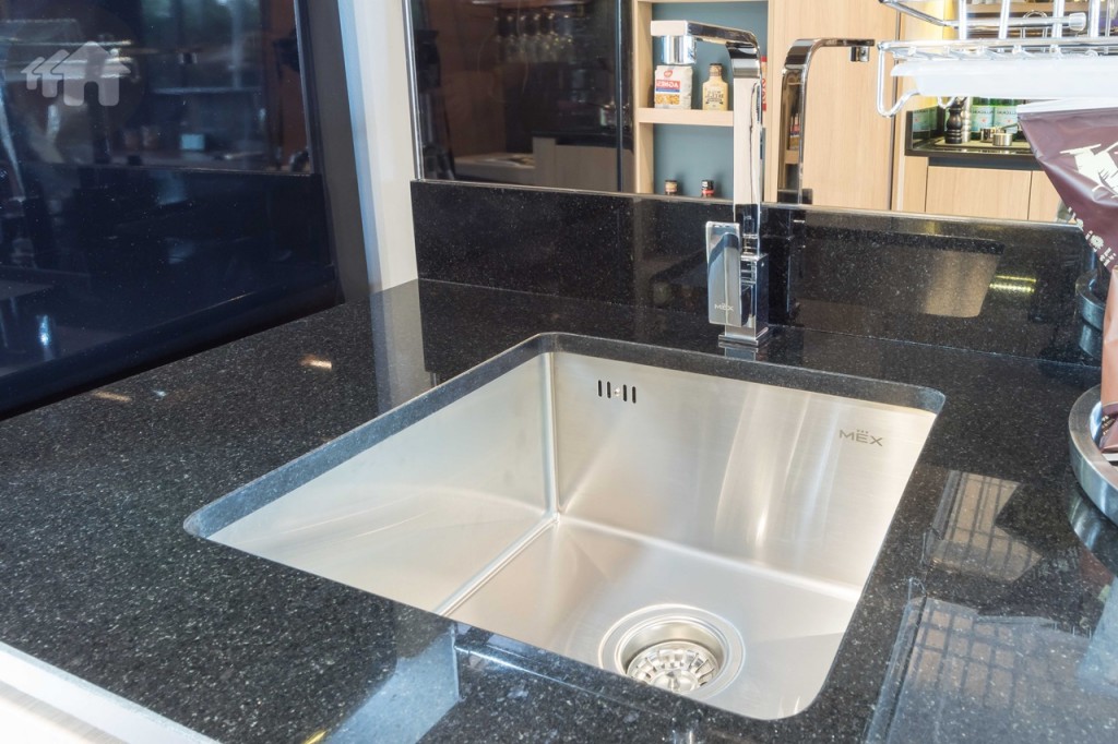 อ่างล้างจานของ MEX
