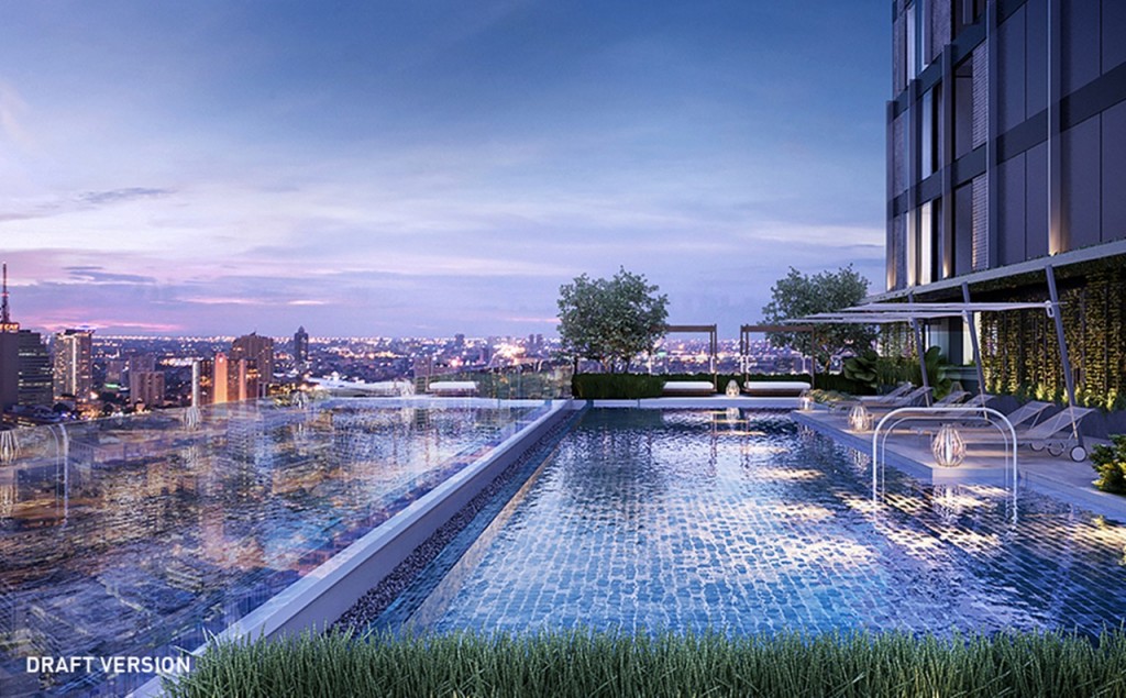 สระว่ายน้ำ ชั้น 34