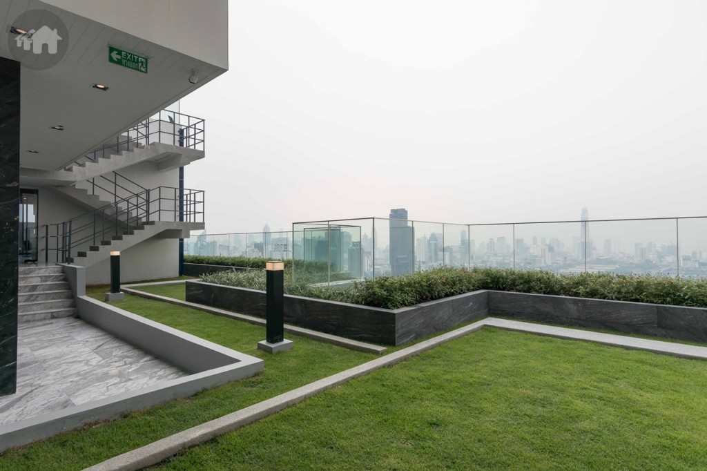 พื้นที่สวนหย่อมบริเวณ Cigar lounge