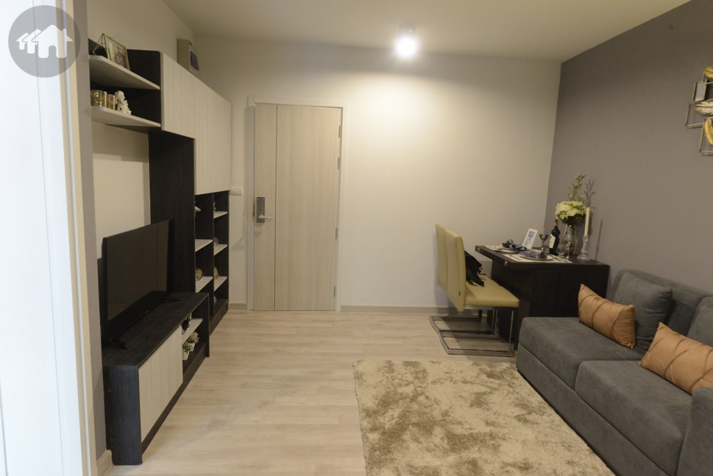 มุมมองจากด้านในห้อง