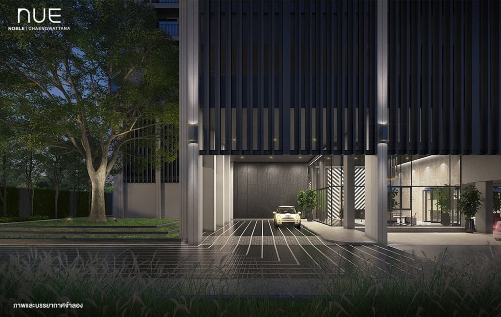 จุด Drop off ในร่ม พร้อมต้นไม้ใหญ่ให้ความร่มรื่น 