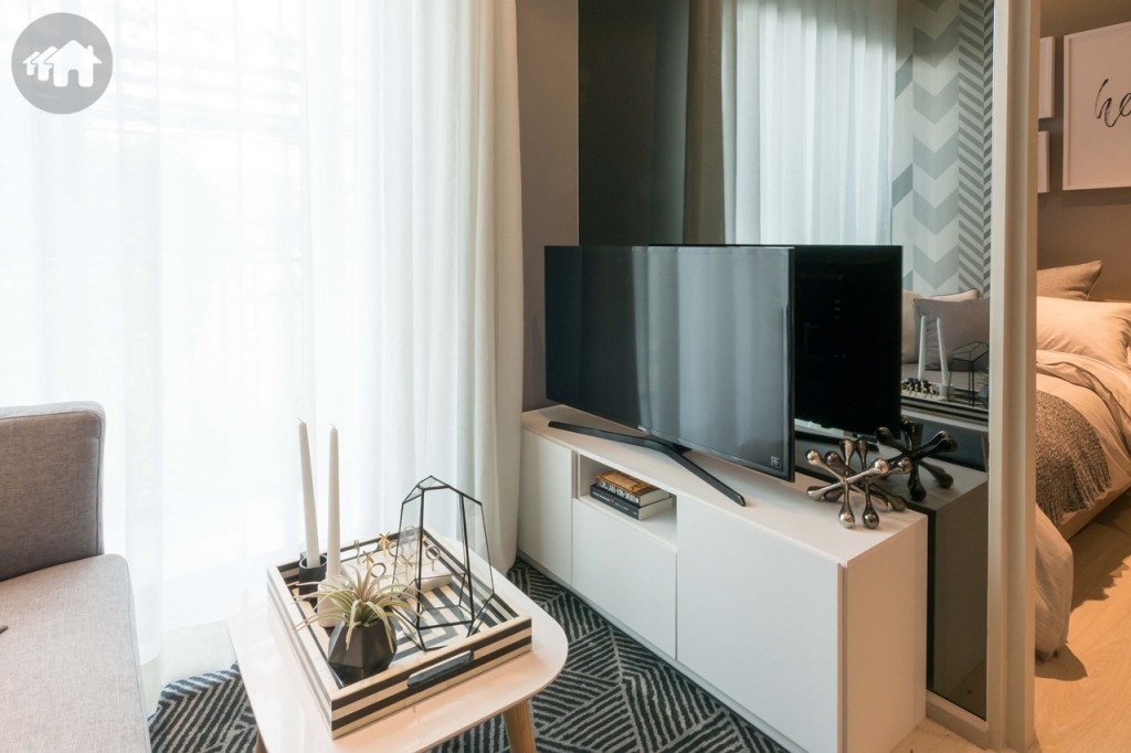 ชั้นวางโทรทัศน์