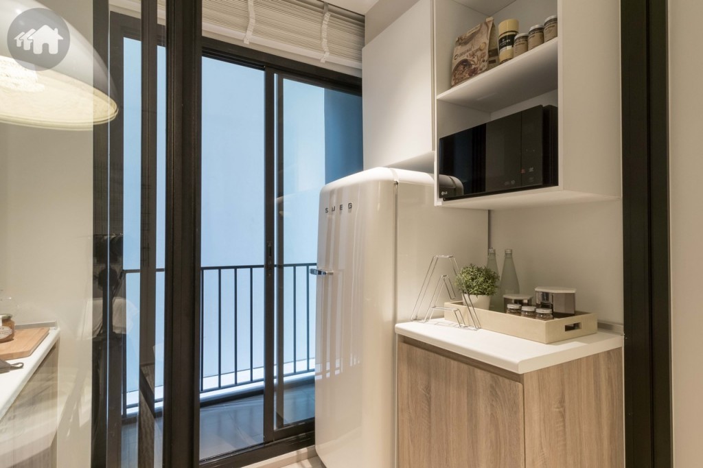 ห้องครัวมาพร้อมตู้ครัวบิลท์อินบน-ล่าง ถึง 2 ด้าน