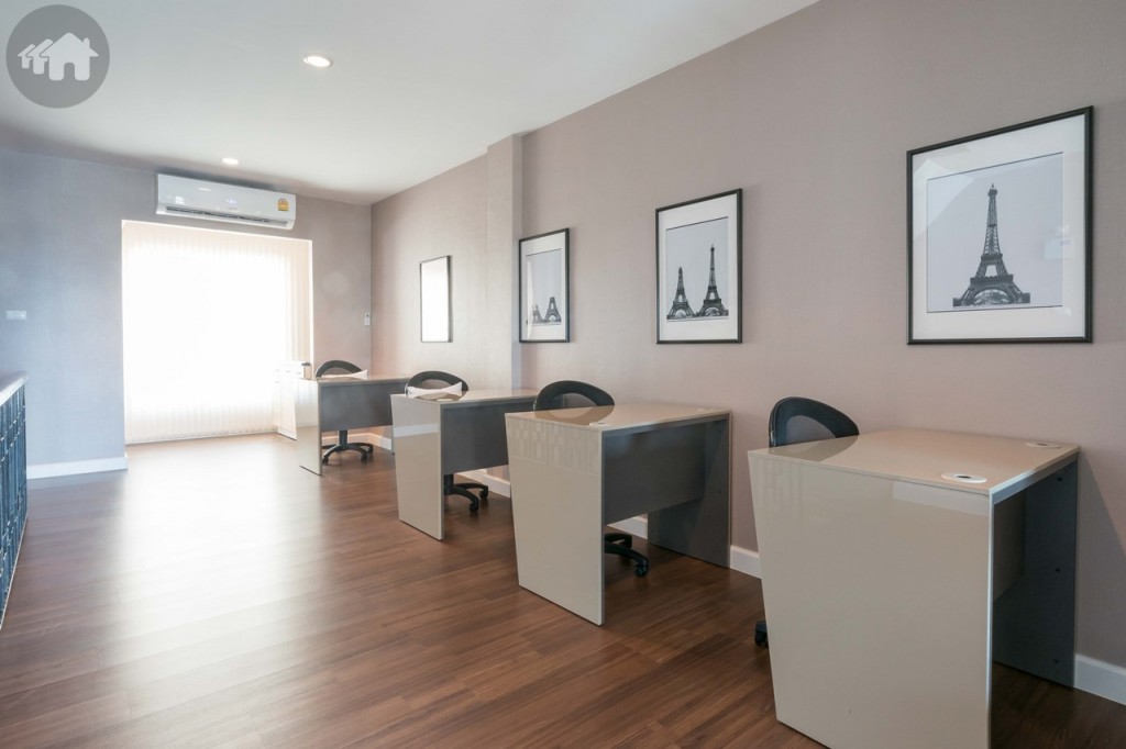 ปรับเปลี่ยนฟังก์ชั่นได้หลากหลายทั้งพื้นที่ทำงาน และห้องประชุม