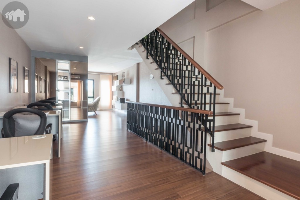 พื้นที่ทำงานอีกมุมหนึ่ง