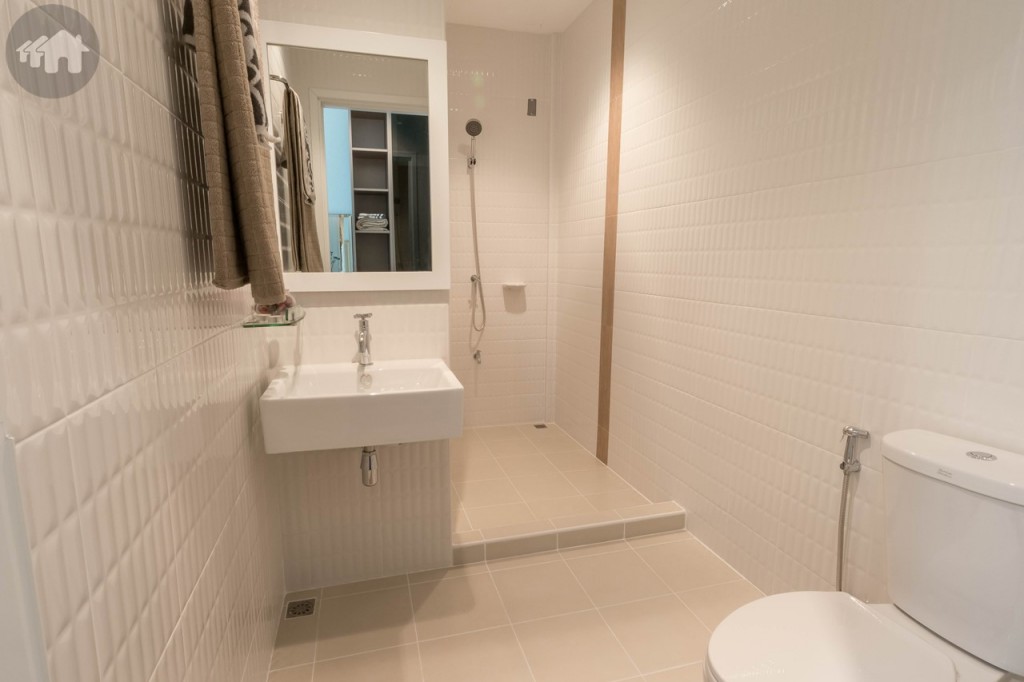 ห้องน้ำอุปกรณ์ครบครัน