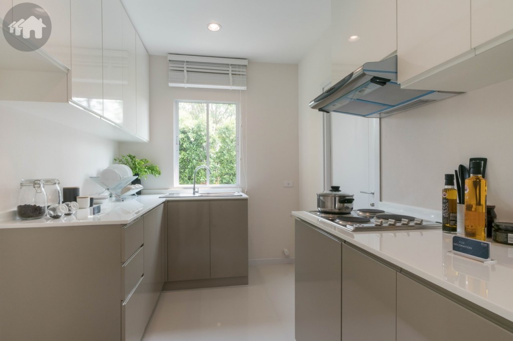 ส่วนเตรียมอาหารเชื่อมต่อกับห้องครัว กว้าง 2.15 เมตร ยาว 2.90 เมตร