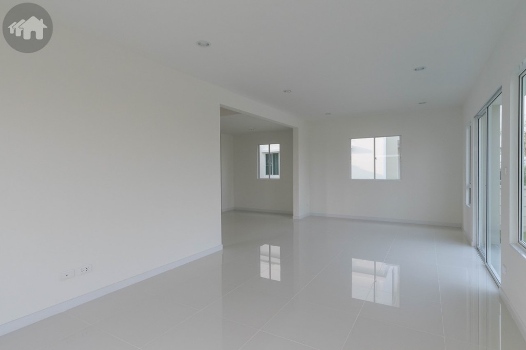 บ้านจริงเป็นแบบบ้านเปล่า ดูกว้างขวาง