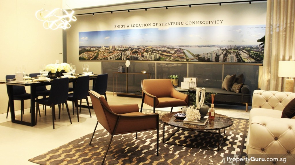 4-room living, dining and balcony