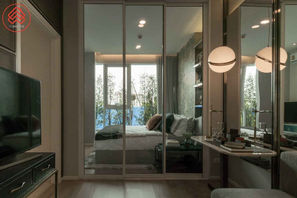 De LAPIS Charan81_071