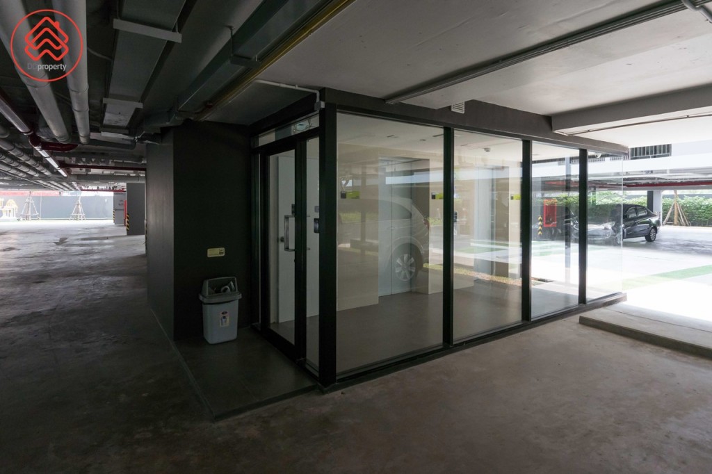 โถงลิฟท์เข้า-ออกด้วยระบบ Key Card Access