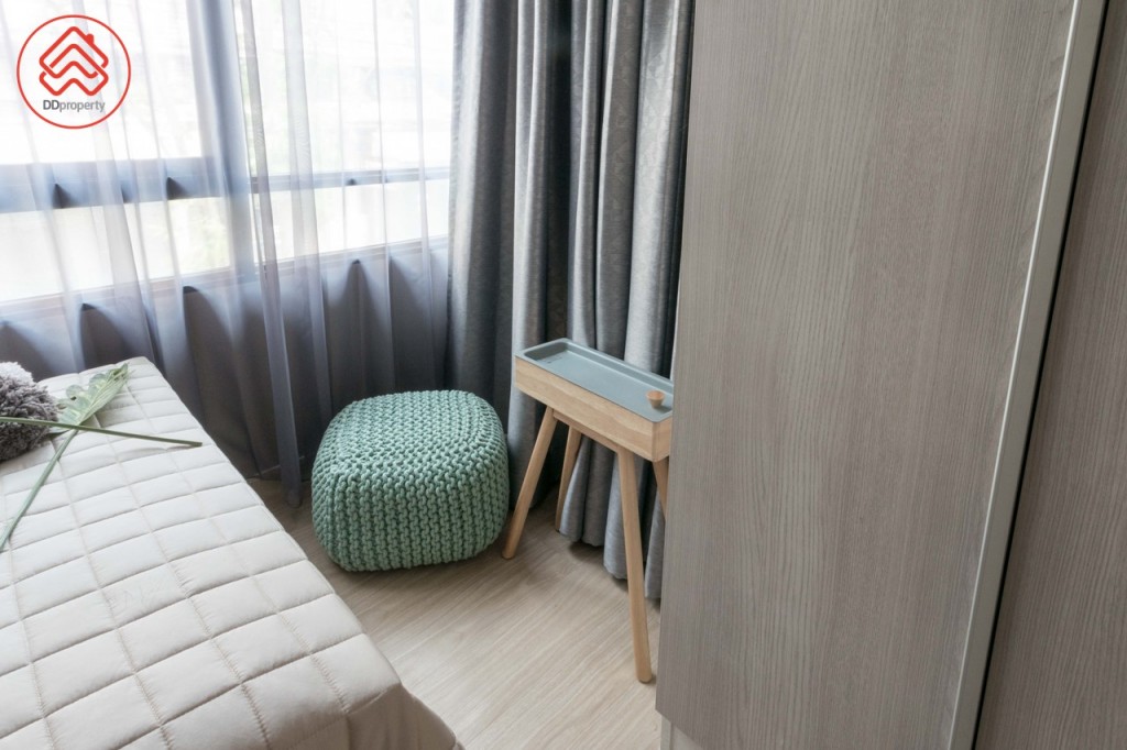 ปลายเตียงมีพื้นที่กว้างประมาณ 1.10 เมตร