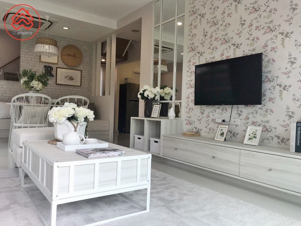 Passorn Theparak-Bangna Paradiz Pezzco_4906